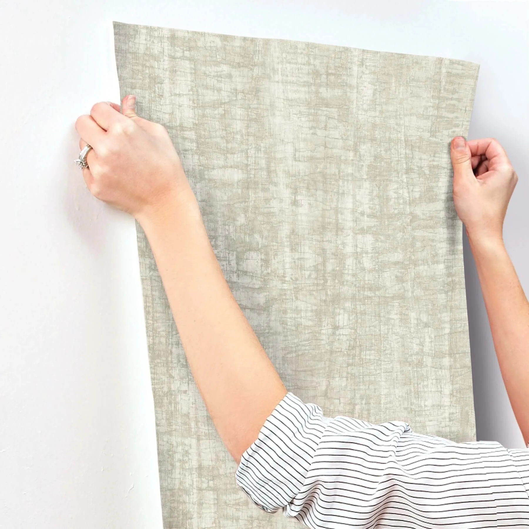 York Wallcoverings Monteverde wallpaper, color Grey, SKU GN2554