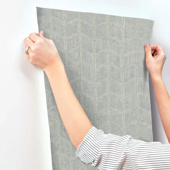 York Wallcoverings Flatiron Geometric - Grey Sky Wallpaper | Buy Online York Wallcoverings Flatiron Geometric wallpaper, color Grey Sky, SKU OI0641