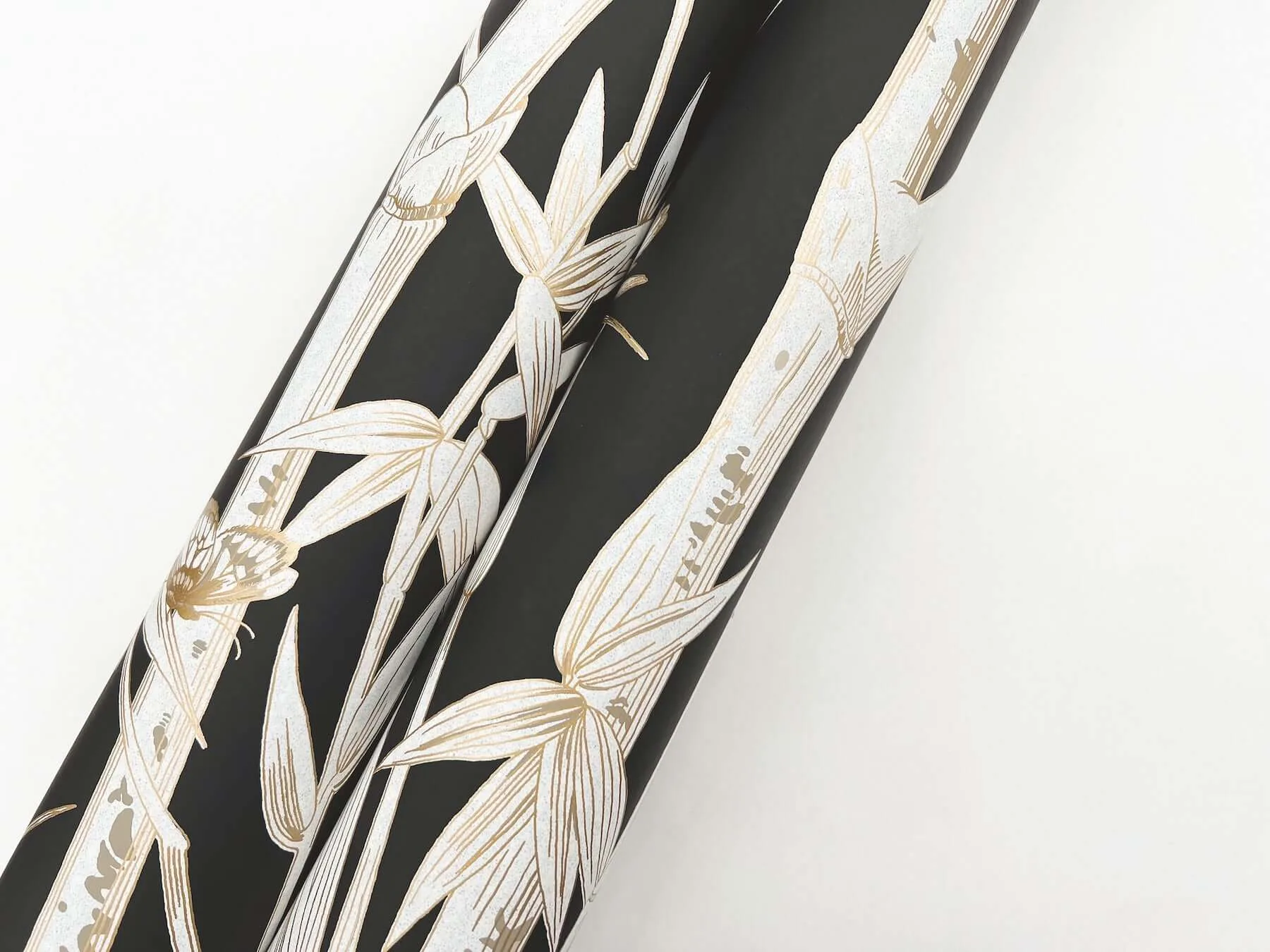 York Wallcoverings Bambou Toile - Black Wallpaper | Buy Online York Wallcoverings Bambou Toile wallpaper, color Black, SKU RT7834