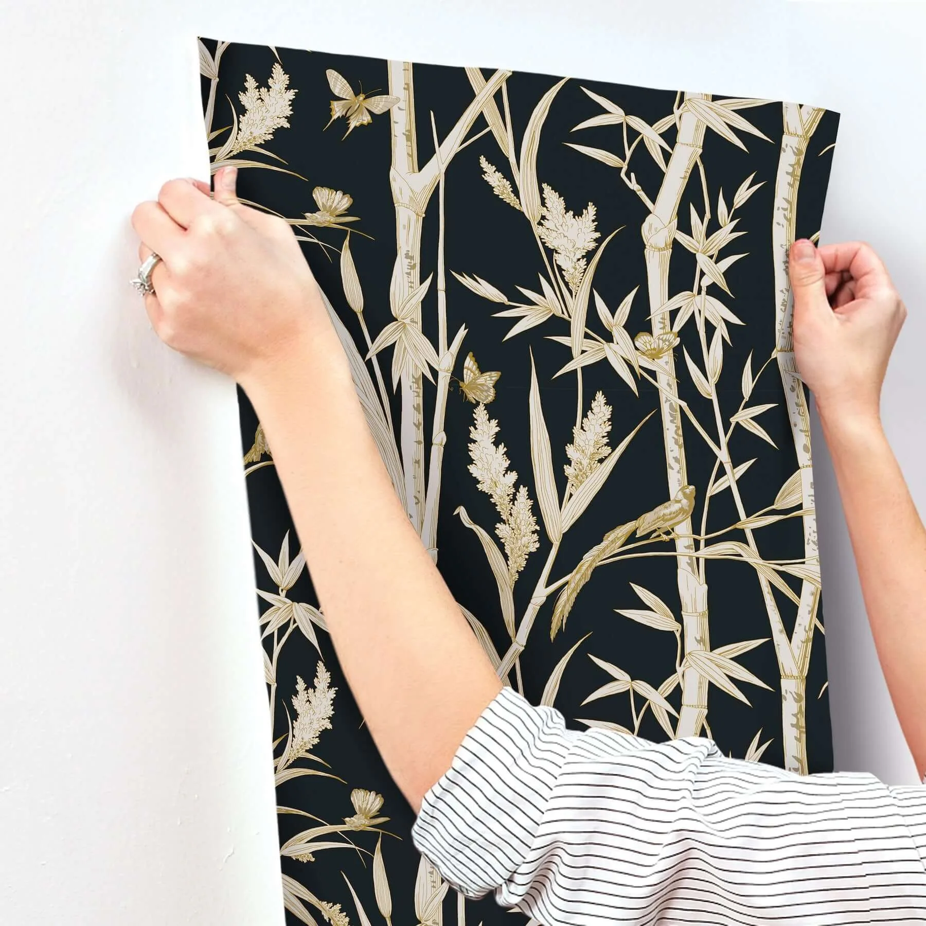 York Wallcoverings Bambou Toile - Black Wallpaper | Buy Online York Wallcoverings Bambou Toile wallpaper, color Black, SKU RT7834