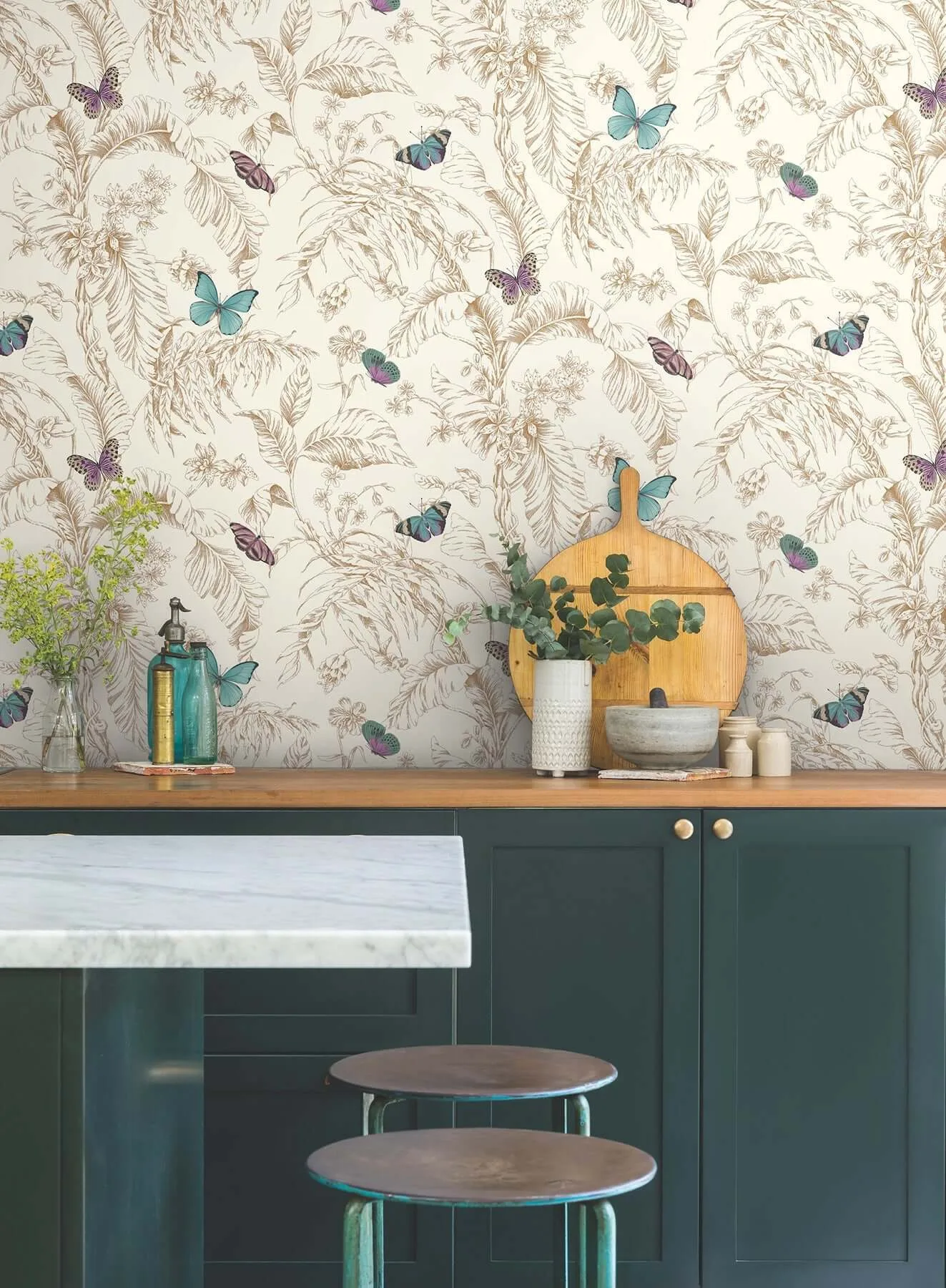 York Wallcoverings Papillon wallpaper, color Gold, SKU AF2028
