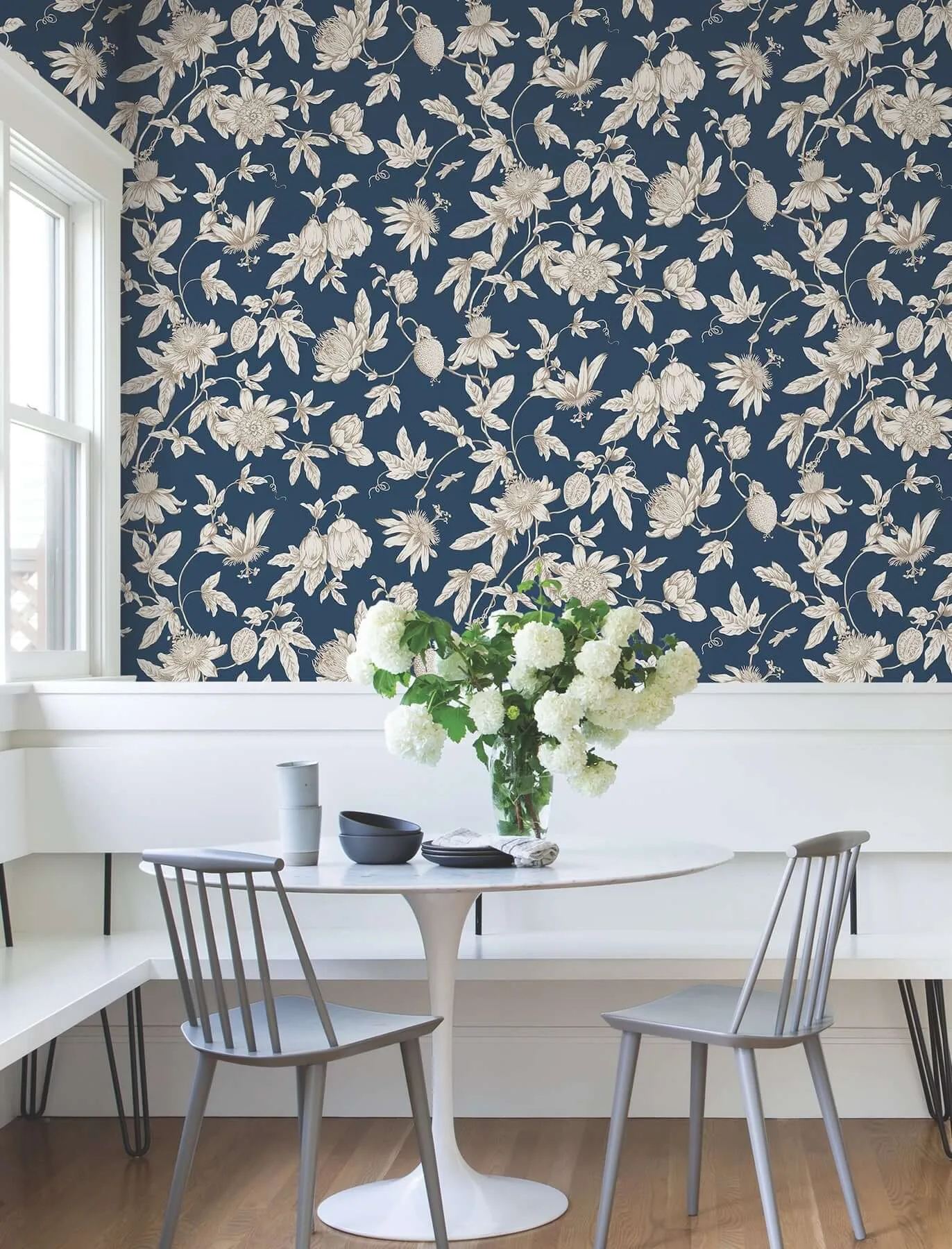 York Wallcoverings Passion Flower Toile - Navy Wallpaper | Buy Online York Wallcoverings Passion Flower Toile wallpaper, color Navy, SKU RT7856