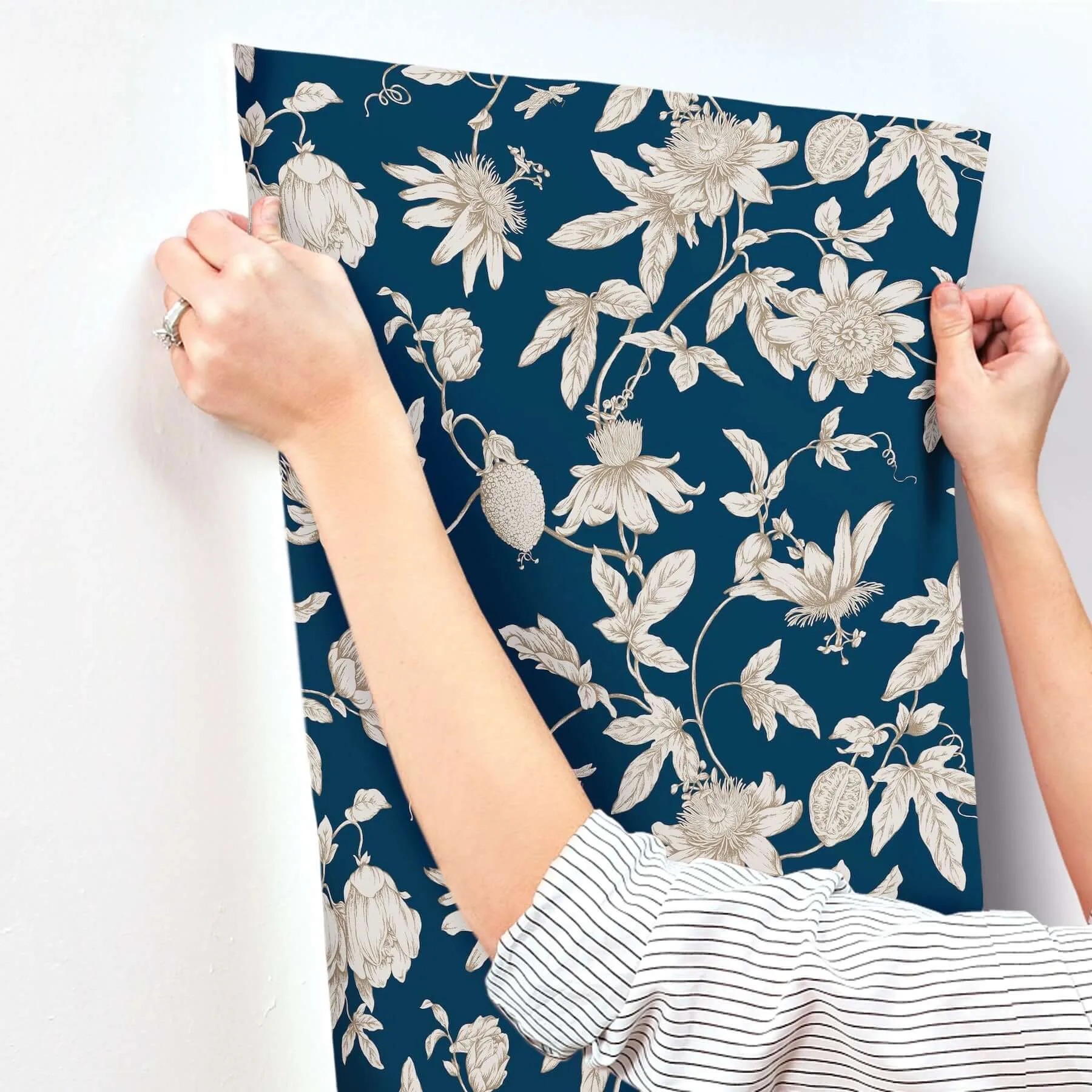 York Wallcoverings Passion Flower Toile - Navy Wallpaper | Buy Online York Wallcoverings Passion Flower Toile wallpaper, color Navy, SKU RT7856